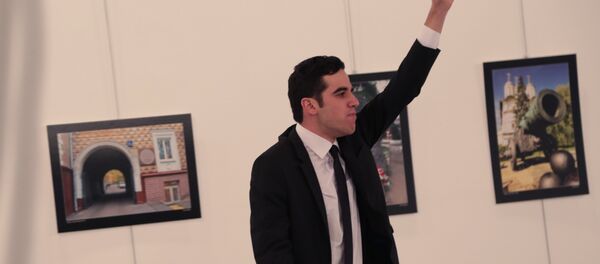 El supuesto atacante del embajador ruso en Ankara, Andréi Kárlov - Sputnik Mundo