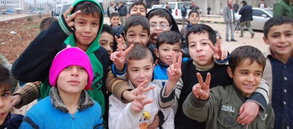 Niños en Alepo - Sputnik Mundo