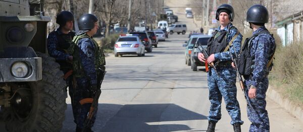 Трое боевиков уничтожены в ходе спецоперации в Буйнакске - Sputnik Mundo