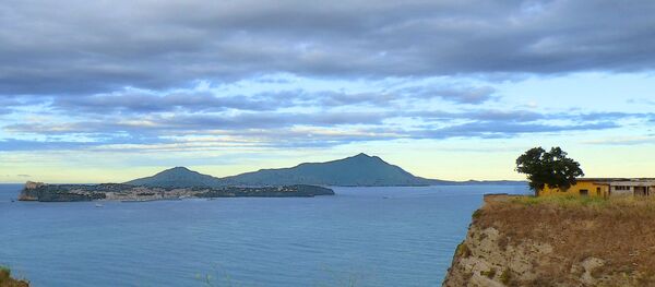 Il Campi Flegrei - Sputnik Mundo