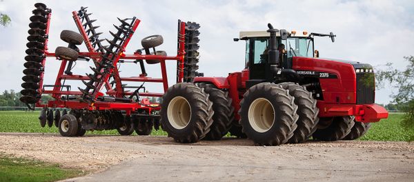 Un tractor (imagen referencial) - Sputnik Mundo