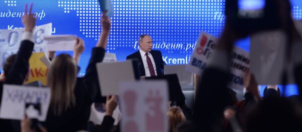 Двенадцатая ежегодная большая пресс-конференция президента РФ Владимира Путина - Sputnik Mundo