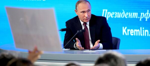 La gran rueda de prensa anual de Vladímir Putin - Sputnik Mundo