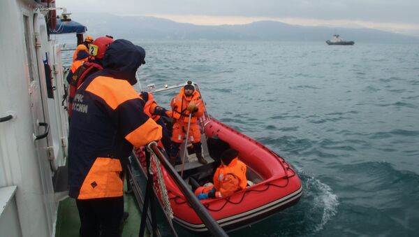 Operación de búsqueda y rescate en el lugar de la catástrofe del Tu-154 - Sputnik Mundo