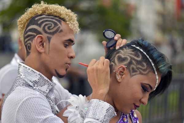 El desfile Salsódromo arrasa en Colombia - Sputnik Mundo