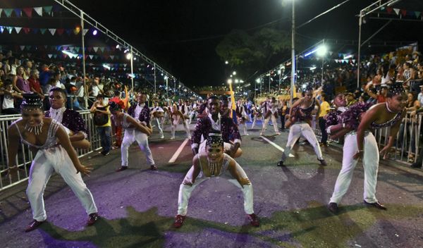 El desfile Salsódromo arrasa en Colombia - Sputnik Mundo
