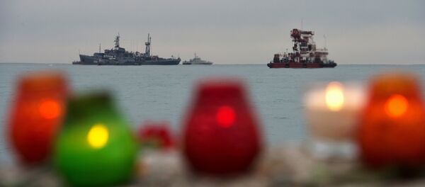 La operación de búsqueda y rescate en el lugar del siniestro de Tu-154 en Sochi - Sputnik Mundo