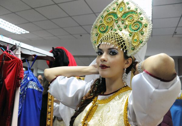 El concurso de belleza internacional La Reina de las Nieves - Sputnik Mundo