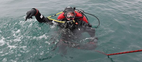 La operación de búsqueda de los fragmentos del Tu-154 ruso siniestrado en el mar Negro - Sputnik Mundo