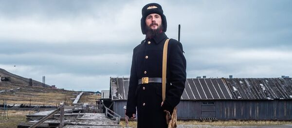 Aleksandr Romanovskiy, el guía ruso en la ciudad árctica abandonada de Pyramiden - Sputnik Mundo