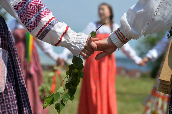 Jorovod, danza tradicional rusa Jorovod, danza tradicional rusa - Sputnik Mundo