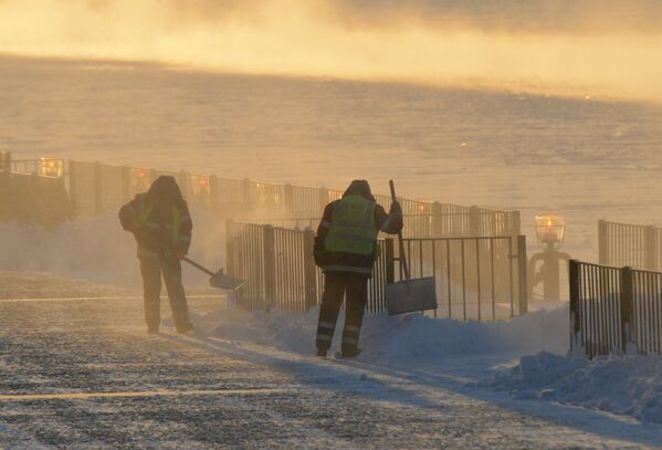 Frío extremo en Moscú - Sputnik Mundo