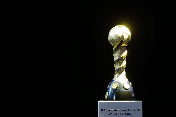 El trofeo de la Copa Confederaciones 2017 El trofeo de la Copa Confederaciones 2017 - Sputnik Mundo
