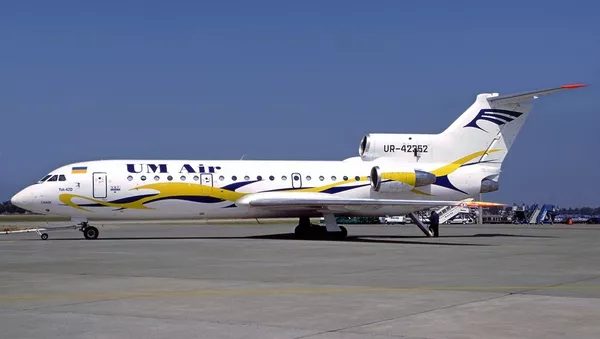 El avión Yak 42 siniestrado en 2003 - Sputnik Mundo