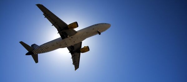 Avión (ilustración) - Sputnik Mundo