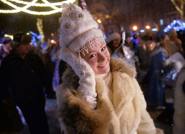 Las Nievecillas toman las calles de Moscú - Sputnik Mundo