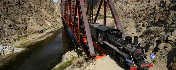 Ferrocarril La Trochita, desencadenante de la represión estatal hacia los mapuches Ferrocarril La Trochita, desencadenante de la represión estatal hacia los mapuches - Sputnik Mundo