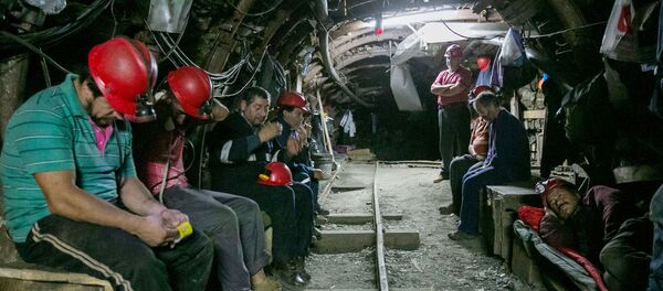 Protesta de mineros chilenos contra gobierno en Santa Ana - Sputnik Mundo