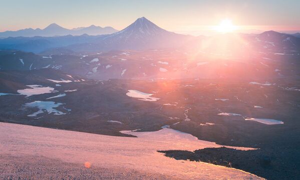 Belleza volcánica: los secretos de la misteriosa Kamchatka - Sputnik Mundo