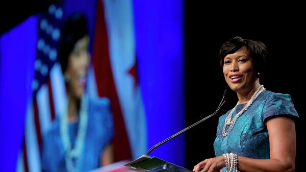 Muriel Bowser (archivo) - Sputnik Mundo