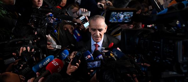 Rebel spokesman Yehya al-Aridi speaks to the media during the second day of Syria peace talks at Astana's Rixos President Hotel - Sputnik Mundo