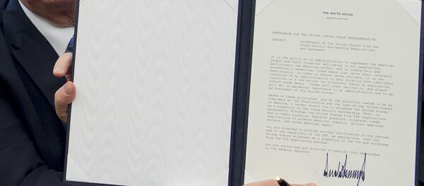 Donald Trump retira a EEUU del Acuerdo de Asociación Transpacífico (TPP) - Sputnik Mundo