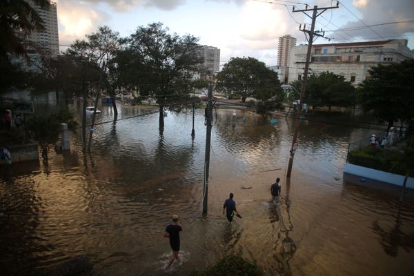 Fuerza mayor contra la capital cubana: inundación en La Habana - Sputnik Mundo