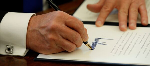 Donald Trump retira a EEUU del Acuerdo de Asociación Transpacífico (TPP) - Sputnik Mundo