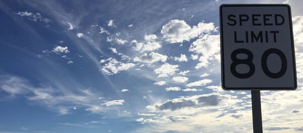 Límite de velocidad - Sputnik Mundo
