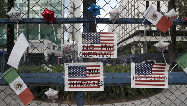 Protestas contra Trump en México - Sputnik Mundo