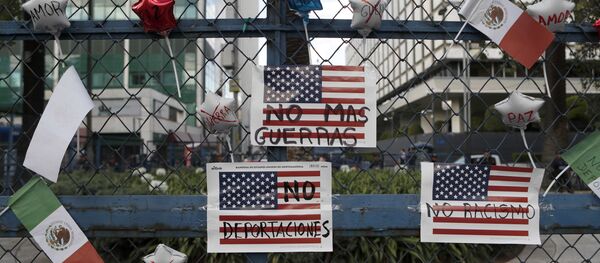 Protestas contra Trump en México - Sputnik Mundo