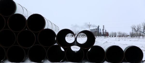 A depot used to store pipes for Transcanada Corp's planned Keystone XL oil pipeline is seen in Gascoyne, North Dakota - Sputnik Mundo
