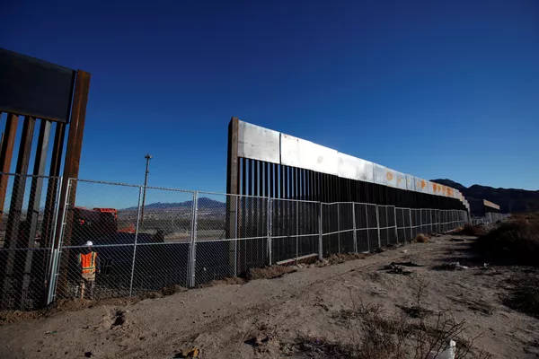 La frontera entre México y EEUU: el muro de Trump y el destino de los ilegales La frontera entre México y EEUU: el muro de Trump y el destino de los ilegales - Sputnik Mundo
