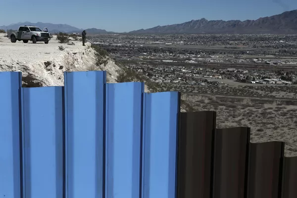 La frontera entre México y EEUU: el muro de Trump y el destino de los ilegales La frontera entre México y EEUU: el muro de Trump y el destino de los ilegales - Sputnik Mundo