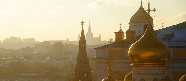 Un frío y soleado día de invierno en Moscú - Sputnik Mundo