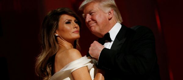 Donald y Melania Trump - Sputnik Mundo