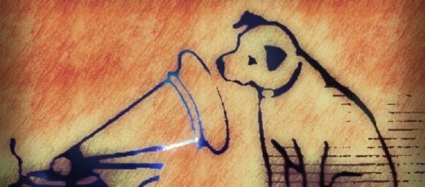 Un perro y un gramófono - Sputnik Mundo