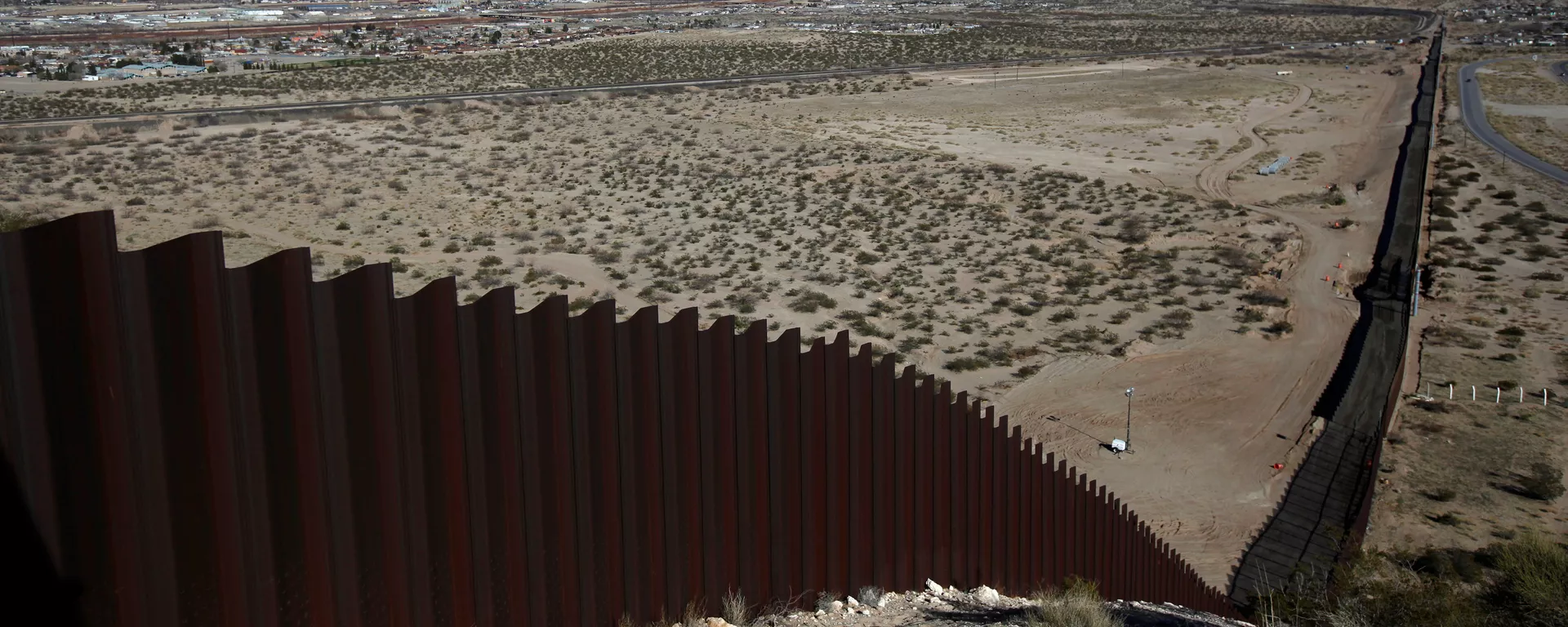 El muro entre EEUU y México El muro entre EEUU y México - Sputnik Mundo, 1920, 28.01.2022