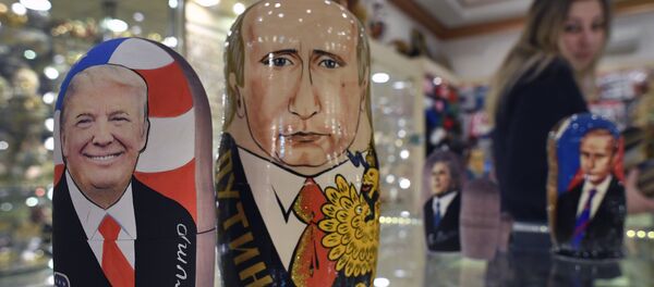 Donald Trump, presidente de EEUU, y Vladímir Putin, presidente de Rusia - Sputnik Mundo