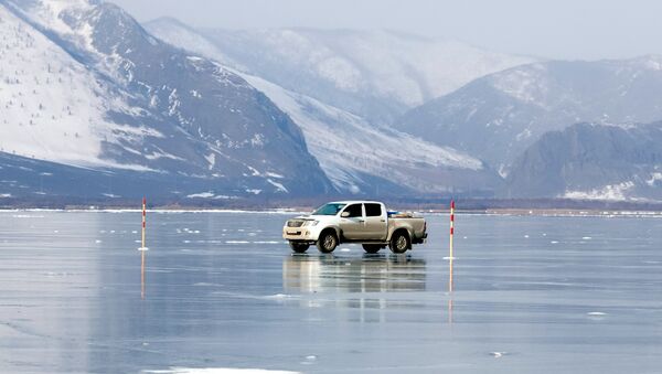 Lake Baikal during the winter - Sputnik Mundo