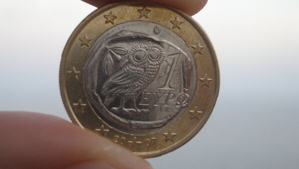 Un euro griego - Sputnik Mundo