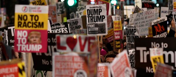 Protestas contra el decreto migratorio de Trump - Sputnik Mundo