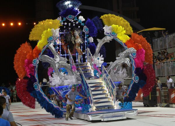 Luces de carnaval en Paraguay - Sputnik Mundo