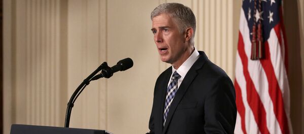 Neil Gorsuch, candidato para encabezar la Corte Suprema de EEUU Neil Gorsuch, candidato para encabezar la Corte Suprema de EEUU - Sputnik Mundo