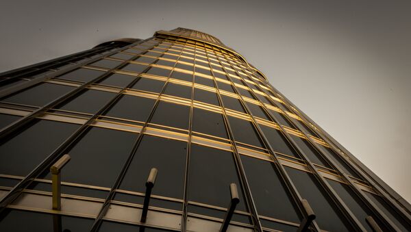 Un rascacielos en Dubái - Sputnik Mundo