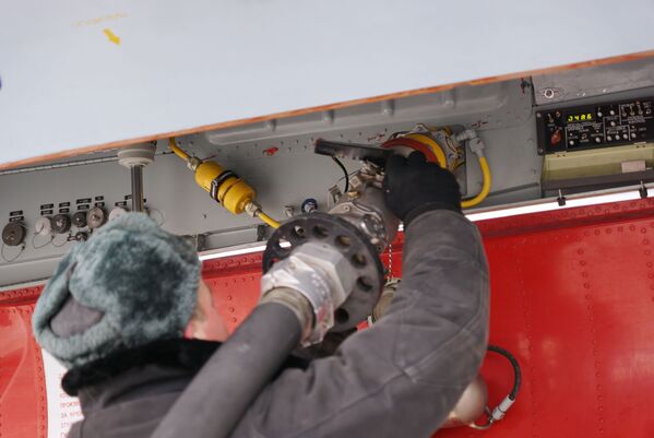 Pilotos militares rusos se preparan para el concurso Aviadarts 2017 - Sputnik Mundo