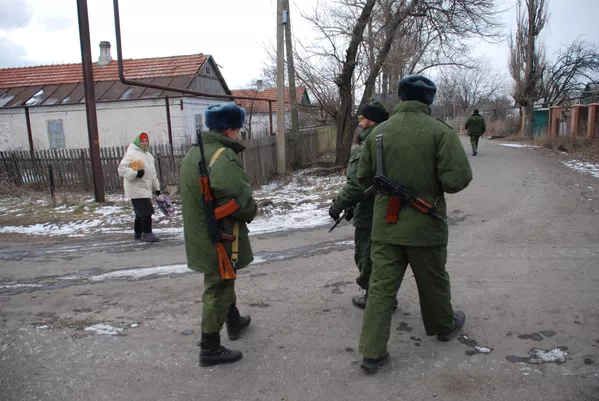 Las devastadoras consecuencias de los ataques ucranianos contra Donetsk Las devastadoras consecuencias de los ataques ucranianos contra Donetsk - Sputnik Mundo