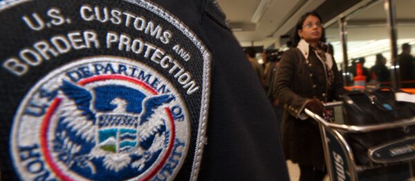Agente del servicio de Aduanas y Protección de Fronteras de EEUU - Sputnik Mundo