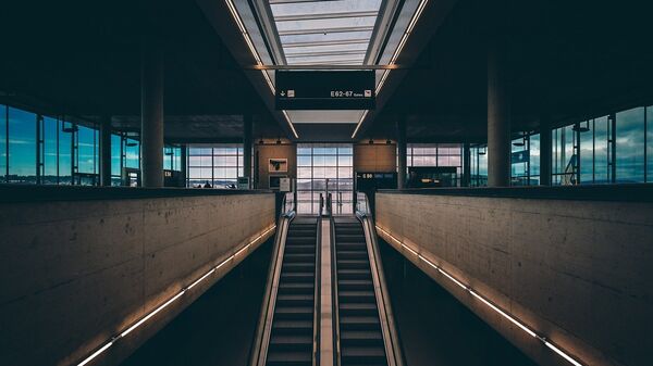 Un aeropuerto - Sputnik Mundo