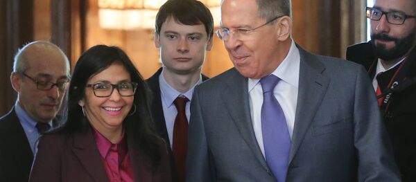 Exteriores de Rusia y Venezuela, Serguéi Lavrov y Delcy Rodríguez, se encuentran reunidos en Moscú - Sputnik Mundo